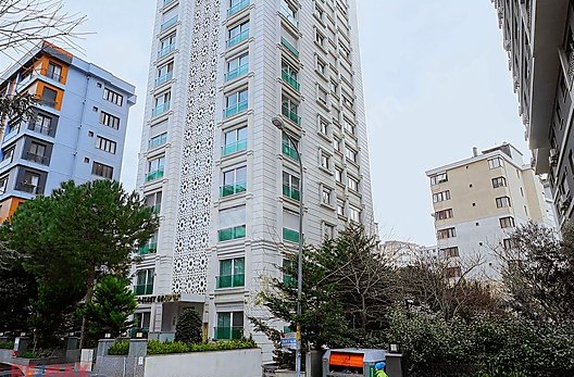 Suadiye'de Hazım Tepeyran Sok'da 3+1 Satılık 96 m2 Net Daire