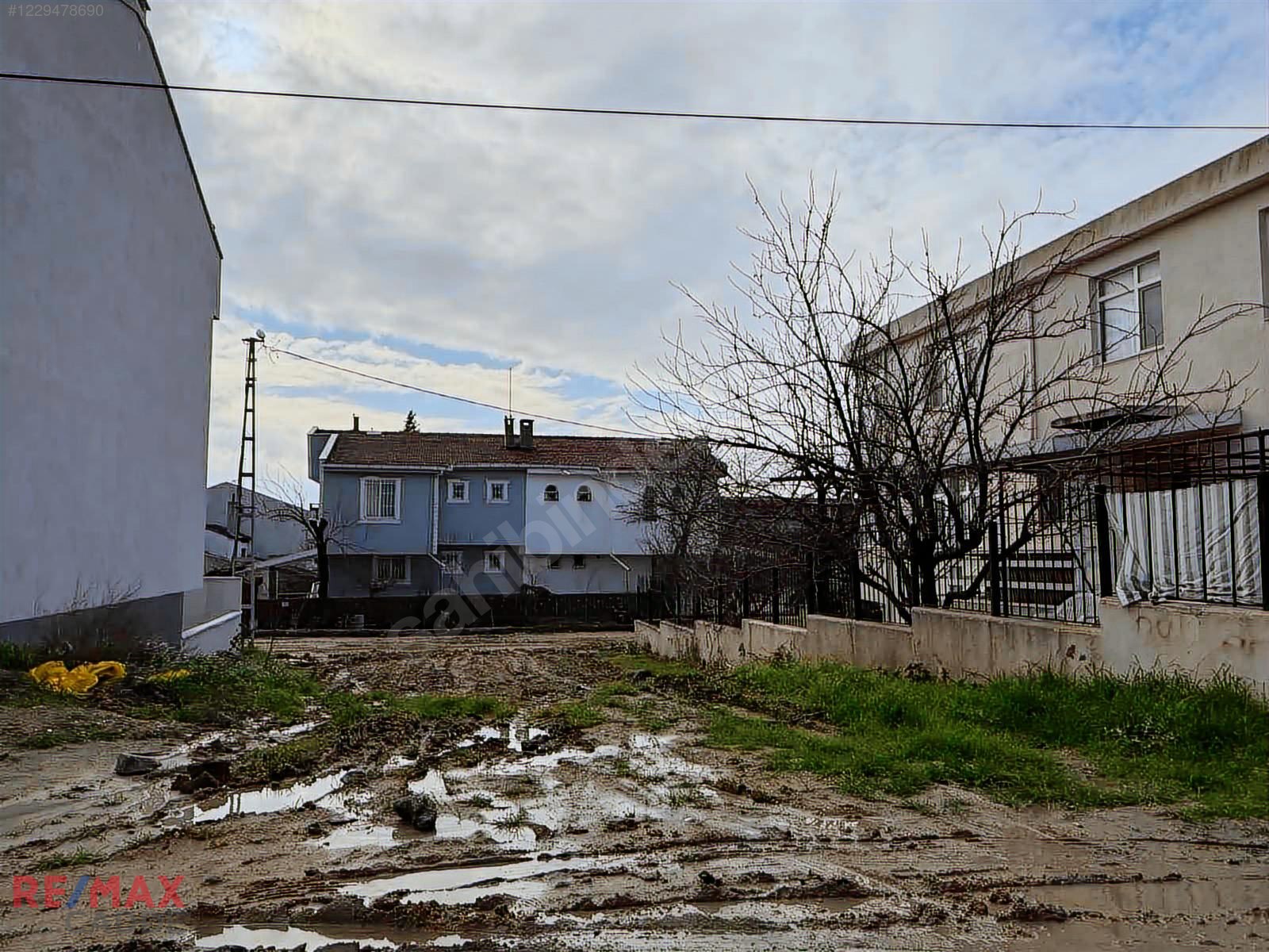 Silivri'de E5'E Yakın 225 m2 Villa İmarlı Satılık Arsa
