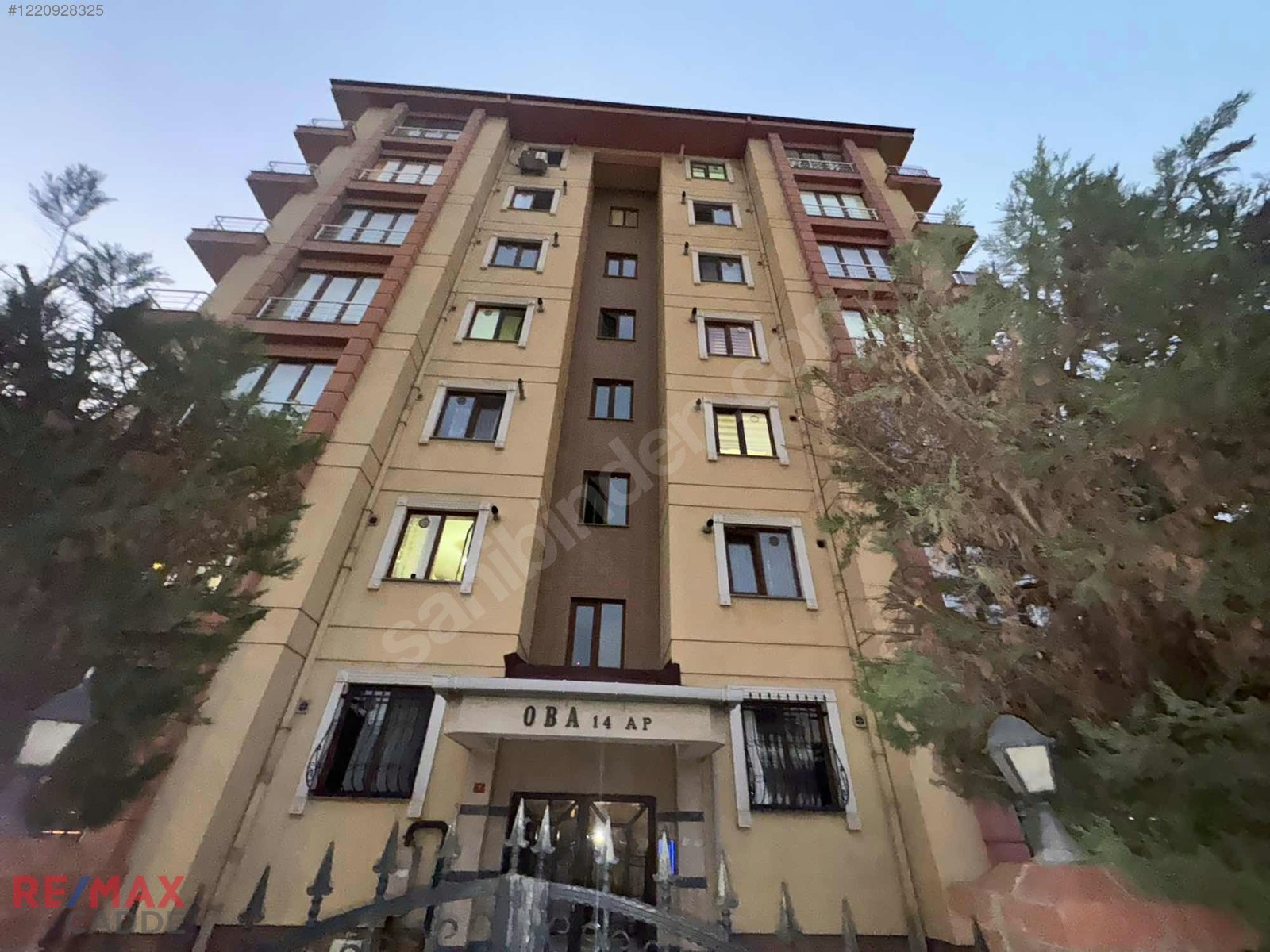 Kartal Karlıktepe 5+2 Teraslı Özel Yapılı Satılık Dubleks Daire