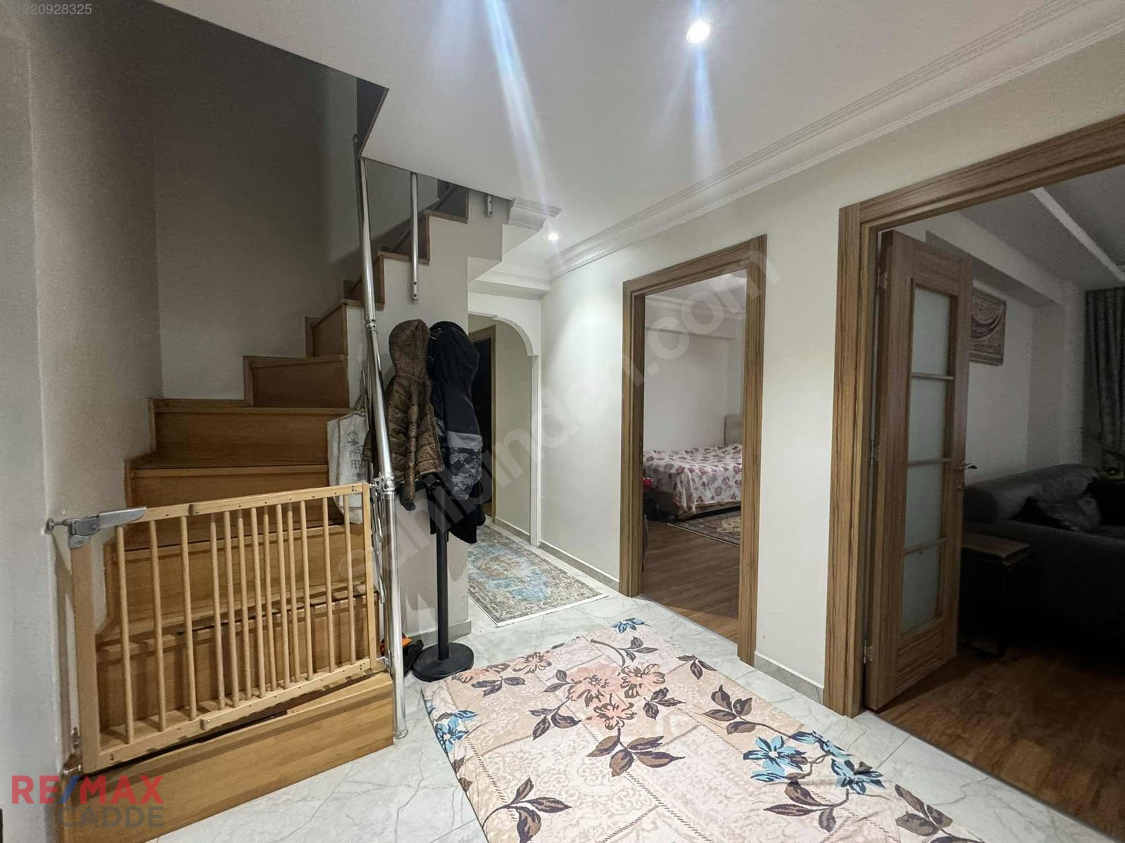 Kartal Karlıktepe 5+2 Teraslı Özel Yapılı Satılık Dubleks Daire