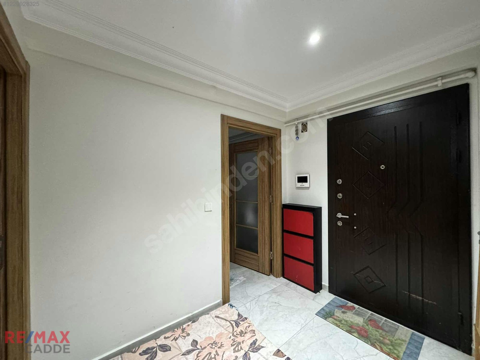 Kartal Karlıktepe 5+2 Teraslı Özel Yapılı Satılık Dubleks Daire