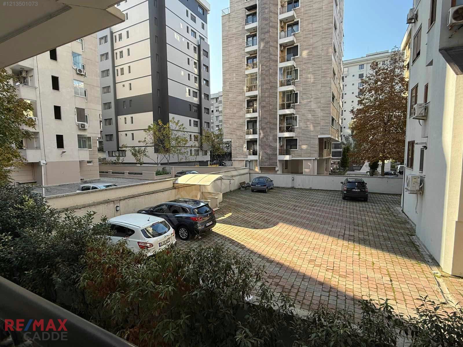 Göztepe Caddeye Yakın Satılık Boş Kullanıma Hazır 2+1 Daire