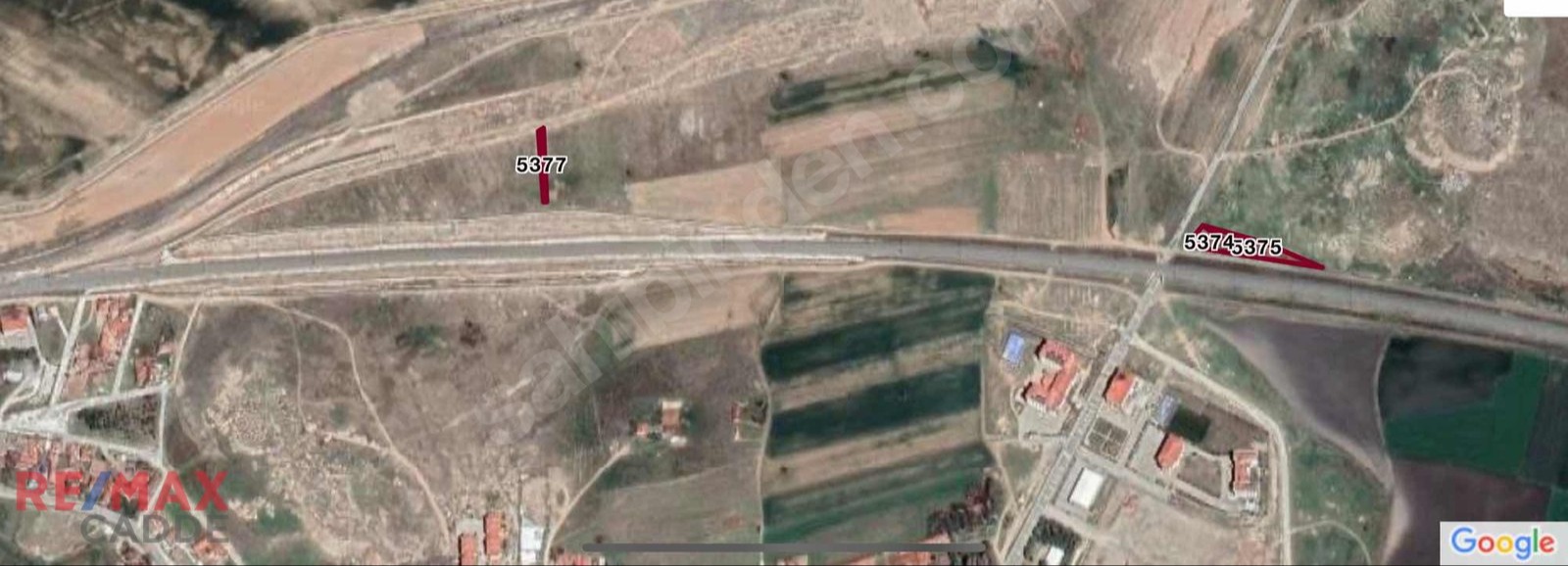 Eskişehir Beylikova'da Yola Cepheli Satılık Tarla