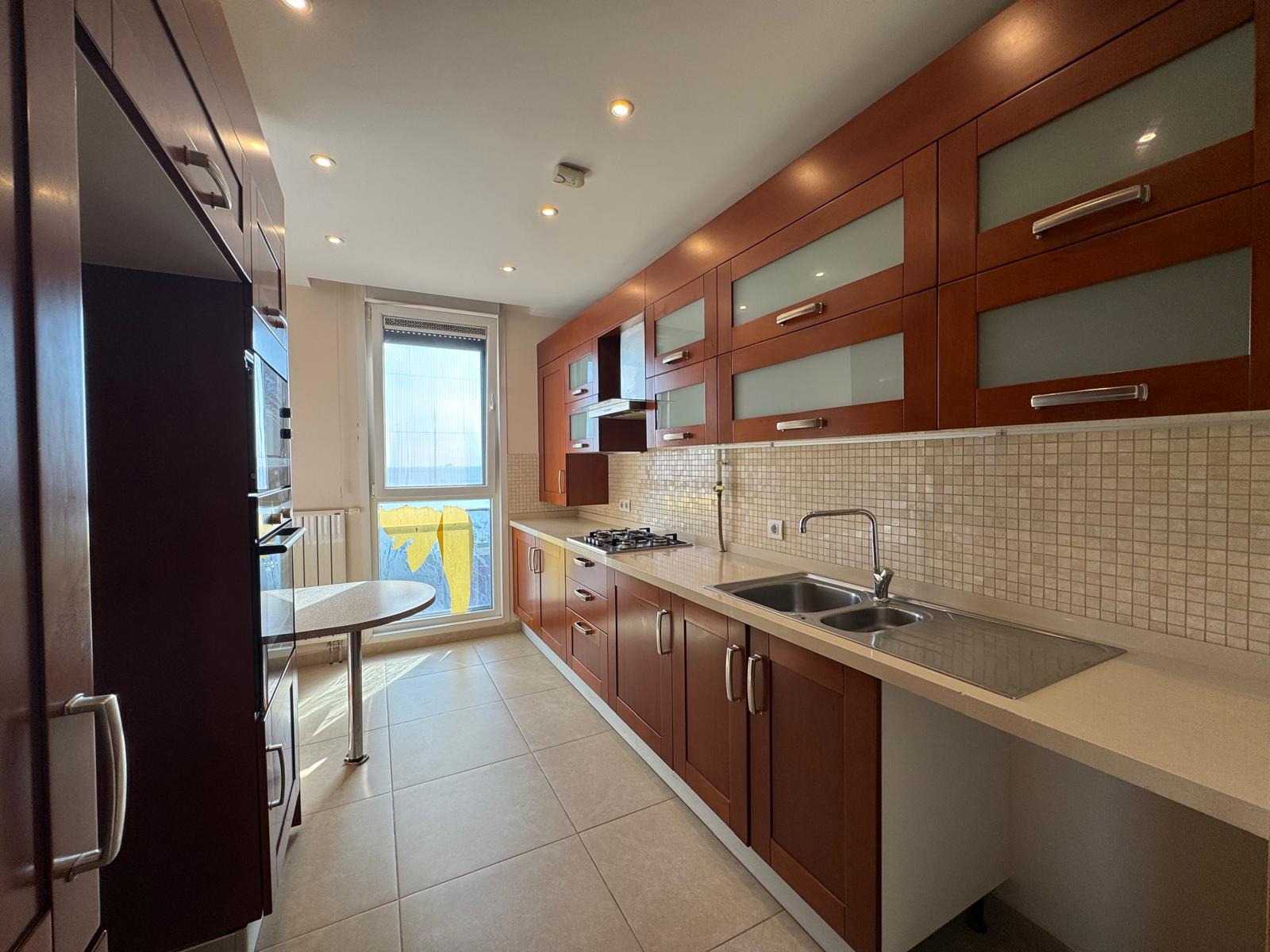 Şaşkınbakkal Sahil'de Lebiderya Deniz Manzaralı Katta Tek lüks