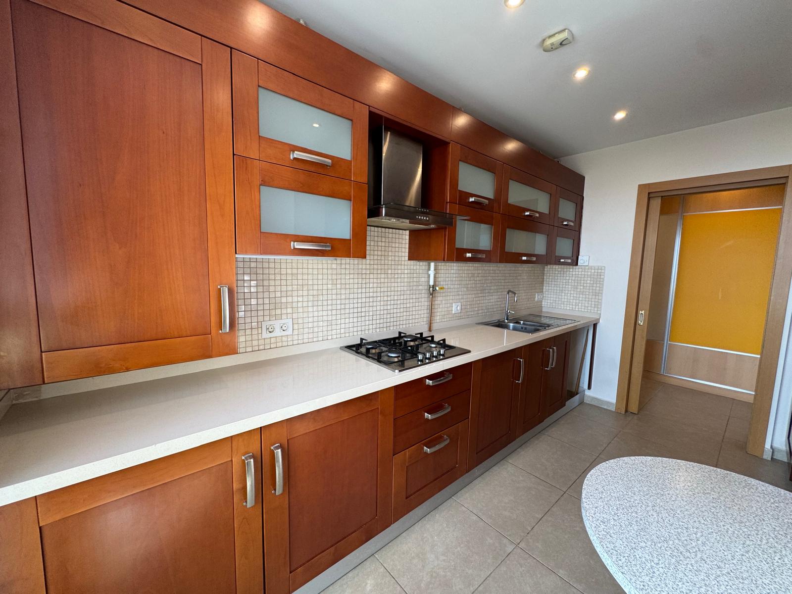 Şaşkınbakkal Sahil'de Lebiderya Deniz Manzaralı Katta Tek lüks